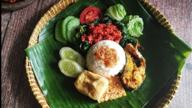 Rekomendasi Warung Nasi Tempong di Bali
