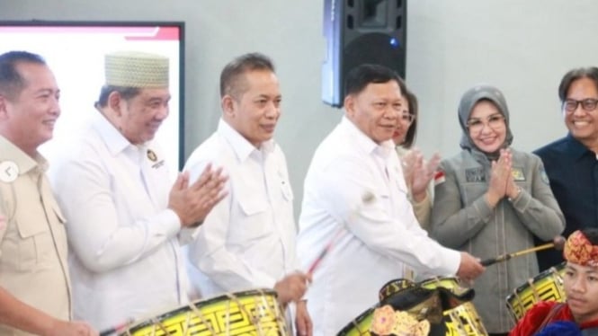 Wamen Koperasi RI Ferry ikuti peluncuran Koperasi Merah Putih
