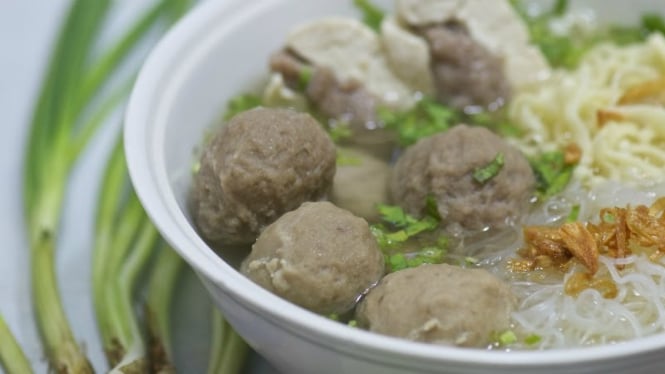 Resep bakso sapi rumahan lebih lezat