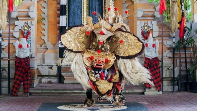 Peran Tari Barong dalam Melestarikan Identitas Bali