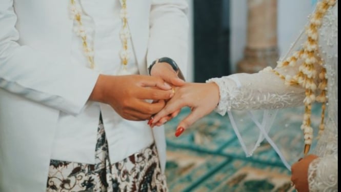 Ilustrasi pernikahan pasangan pengantin