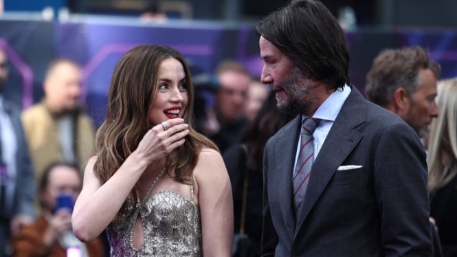 Ana de Armas dan Keanu Reeves yang membintangi film Ballerina