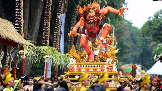 Tarian Ogoh-Ogoh, simbol pembersihan dan kebahagiaan