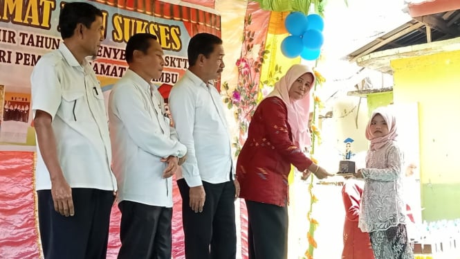 Acara Pelepasan siswa TK Negeri Pembina Lambu Kabupaten Bima