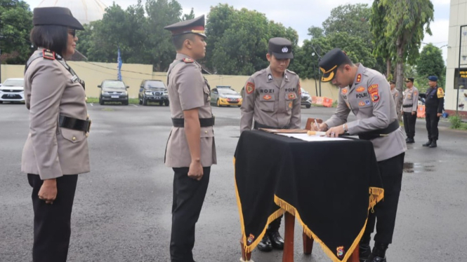 Sertijab di lapangan Apel Mapolres Lombok Tengah