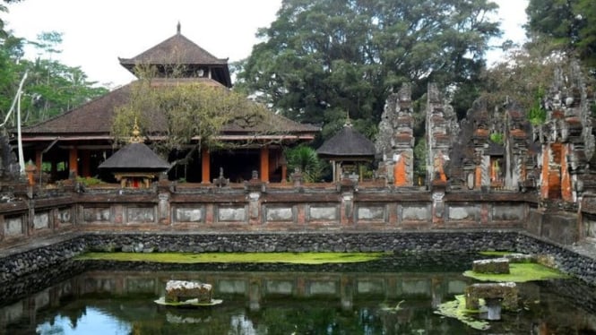 Destinasi Wisata di Istana Tampaksiring Bali