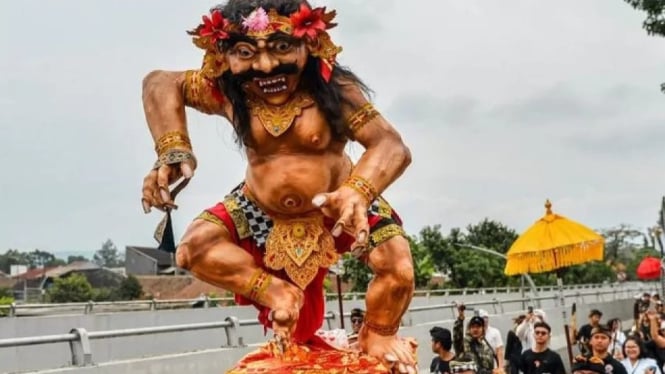 Suasana Sakral Upacara Ngerupuk di Bali