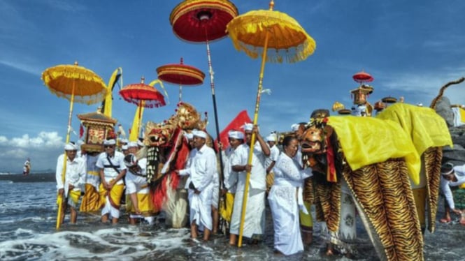 Langkah suci menuju kesucian diri dan harmoni semesta