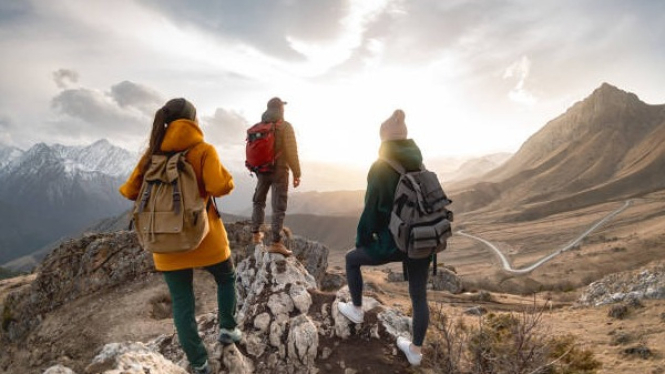 Traveling bisa menumbuhkan ide kreatif untuk memperkuat bisnismu