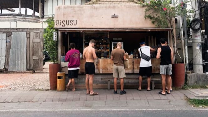 spot kekinian Gigi Susu