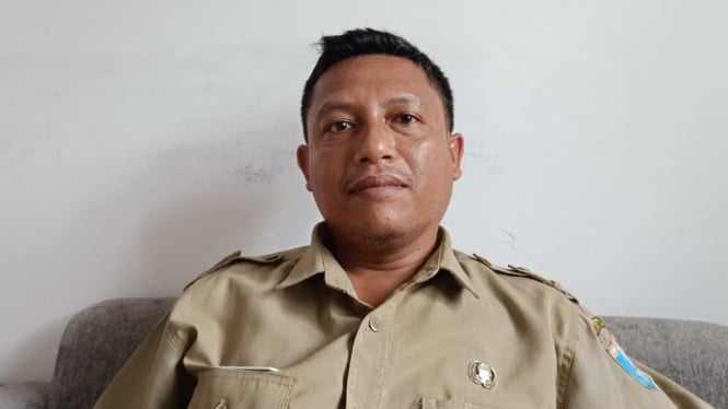 Camat Batulayar M. Subayin