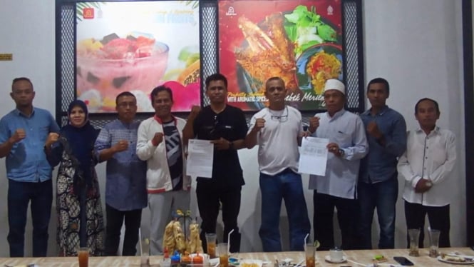 Sejumlah pengurus DPD Partai Perindo Lombok Barat