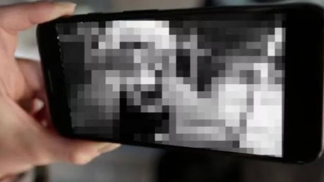 Video asusila siswi SMP di Lombok Tengah yang diburamkan.