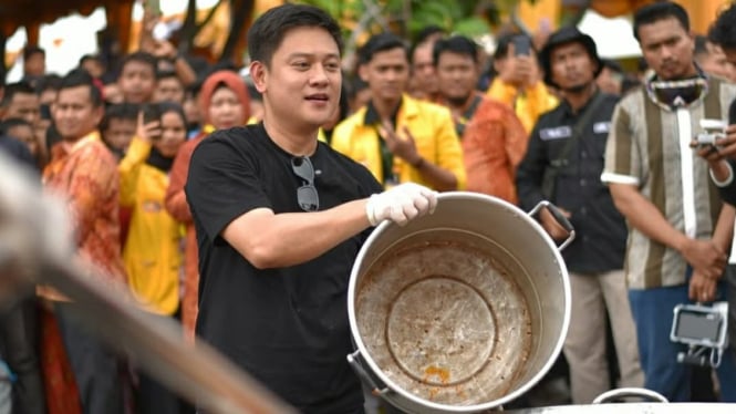 Bobon Santoso gelar masak besar