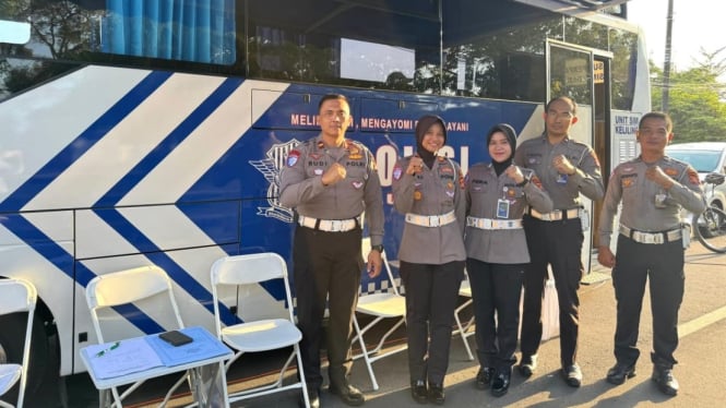 Jalan Pagi Sambil Urus SIM, Inovasi Humanis Satlantas Lombok