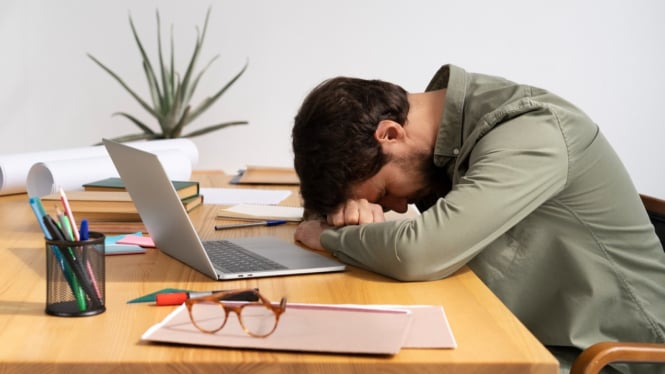 Ilustrasi Orang Pemalas dan Procrastinator