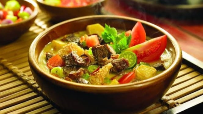 Soto Betawi khas Jakarta, gurihnya bikin nagih