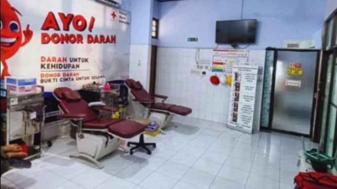 Kantor PMI Lobar, tempat dr. Harpatul Aini menjalankan tugas