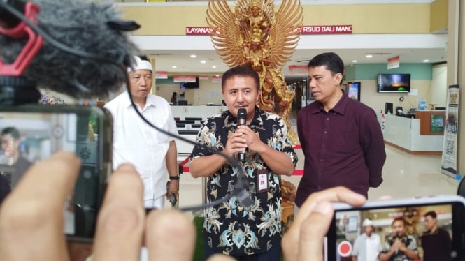 dr. Ida Bagus Putu Alit SpFM yang menangani otopsi jenazah.