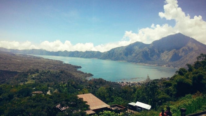 Danau Batur, surga di kaki gunung