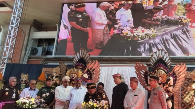 Bale Kertha Adhyaksa untuk konflik dan masalah adat di Bali