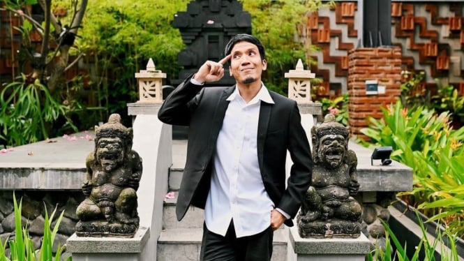 Desta Alami Kecelakaan Motor di Lombok
