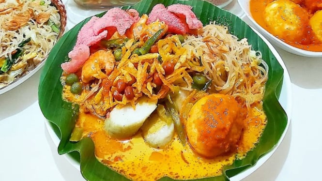 Ilustrasi Lontong Sayur