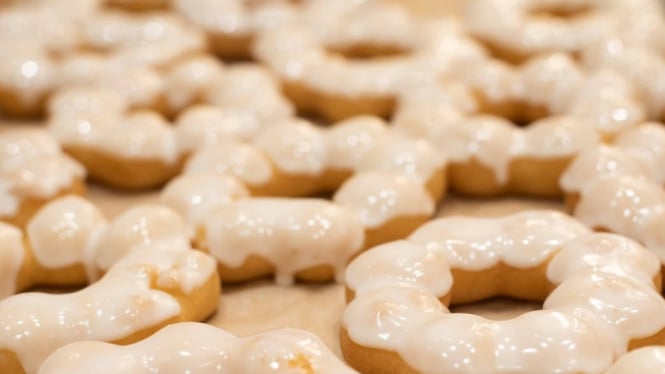 Bingung mau buat kudapan untuk anak? Coba resep donat mochi ini