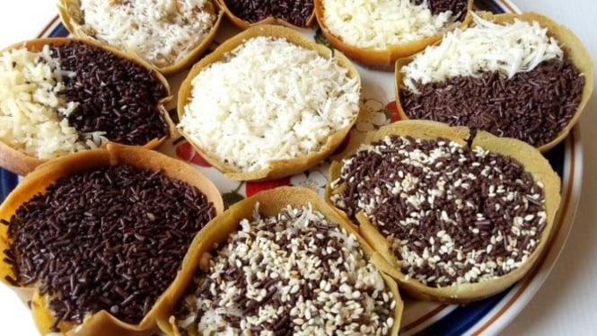 Martabak mini empuk dengan berbagai topping