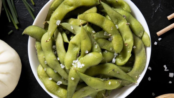 Edamame rebus sangat baik untuk camilan ibu hamil