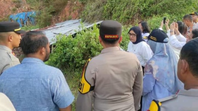 Tambang emas rakyat di Belongas, Sekotong, Lombok Barat
