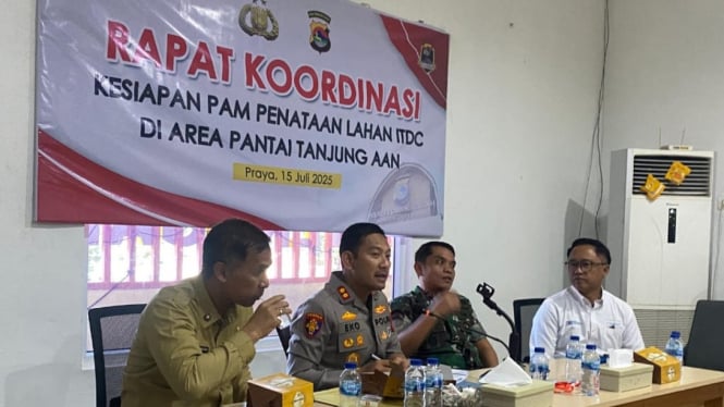 Rapat koordinasi pengamanan pengosongan lahan di Tanjung Aan