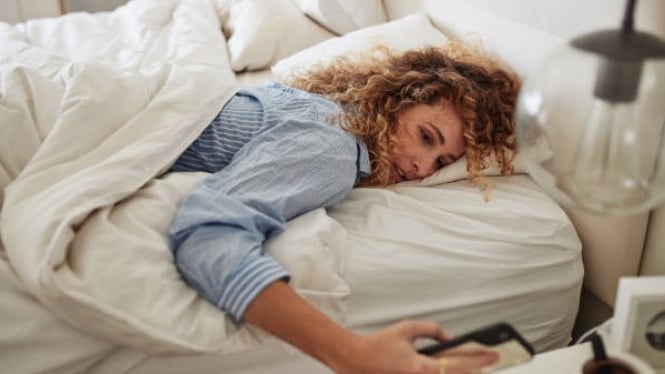Bahaya sleep call bisa memicu kebakaran di atas kasur