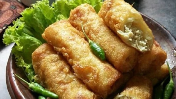 Sosis Solo Isi Ayam Suwir