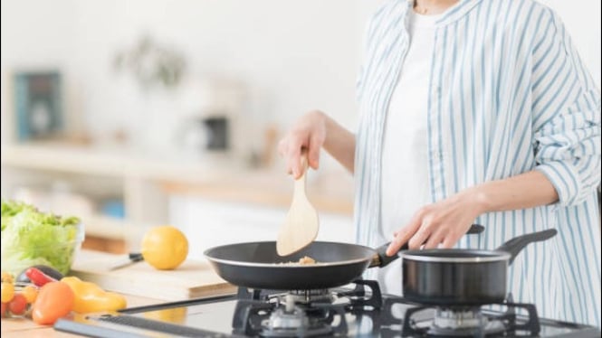 Masak dengan bahan sudah siap saji dijamin lebih cepat dan praktis