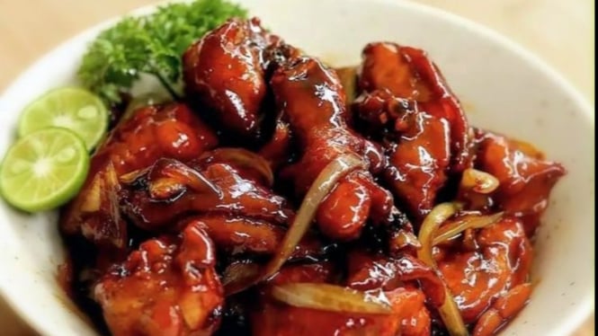 Ayam Kecap Manis Siap Disantap