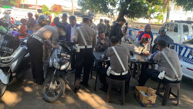 Suasana penindakan pelanggar OPR 2025 di Kediri