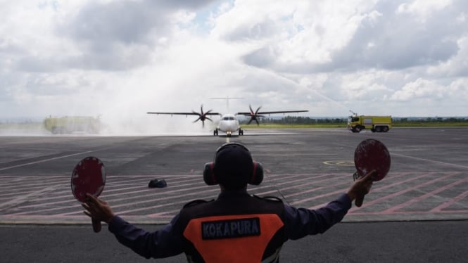 Pesawat Wings Air dari Labuan Bajo mendarat di Bandara Lombok
