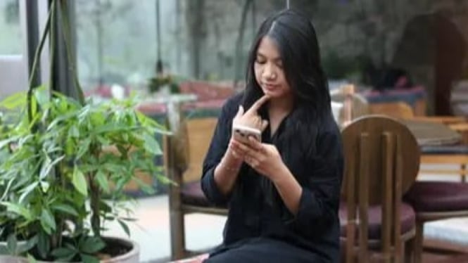 Menyendiri saat sedih