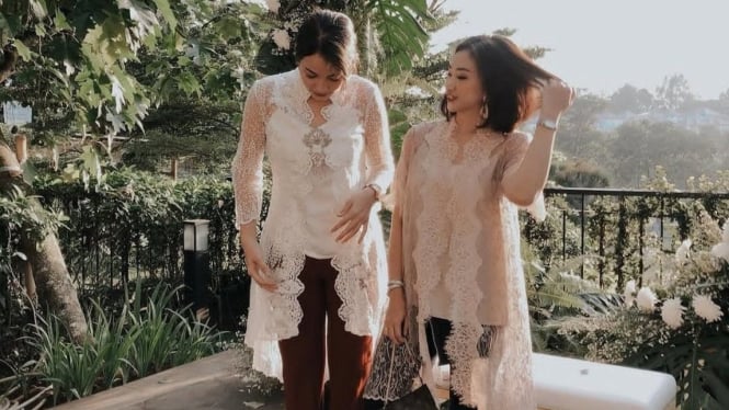 Mix match kebaya
