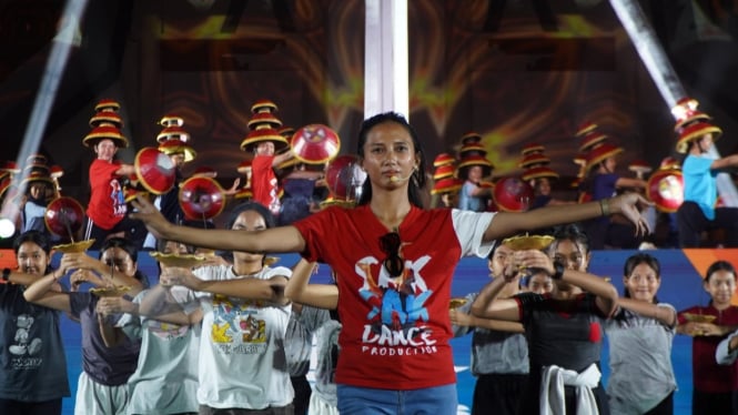 Tarian NTB Tampil di Opening FORNAS VIII