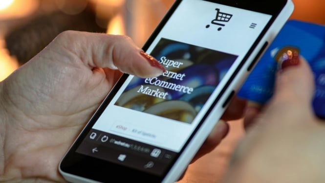 Cuma modal HP, bisa mulai jualan digital sekarang!
