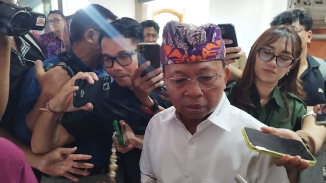 Gubernur Bali Wayan Koster