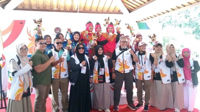 Penyerahan Medali dan Maskot Mayung Juara Inorga ORKI
