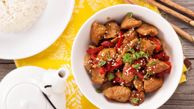 Ayam Teriyaki Ala Restoran Siap Dihidangkan