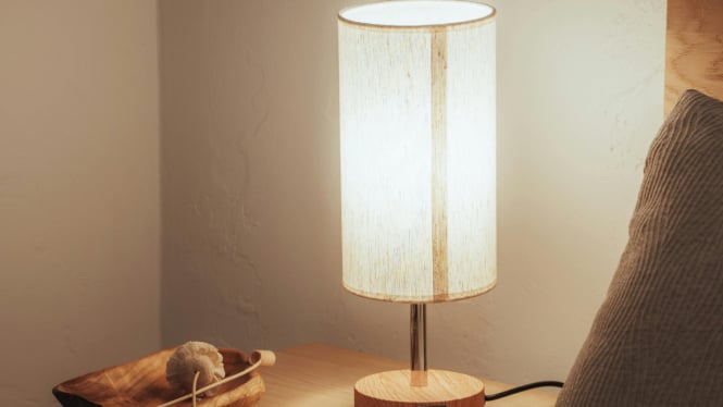 Tidur Dengan Lampu Terang
