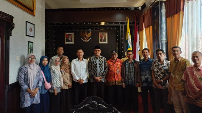Forum komunikasi Honorer Kota Mataram Audiensi ke Ketua DPRD