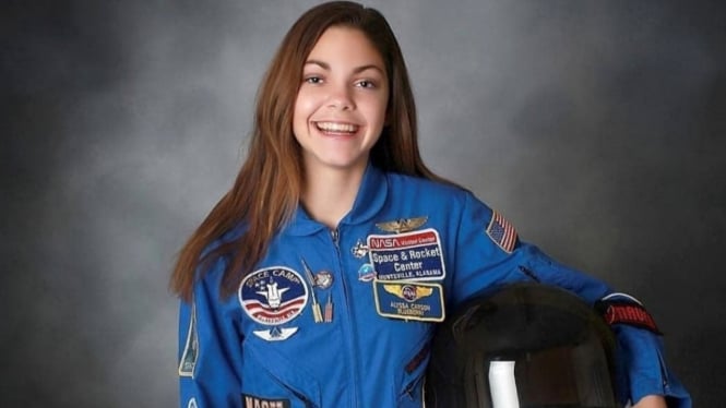 Seorang wanita yang berambisi tinggal di Mars, Alyssa Carson.