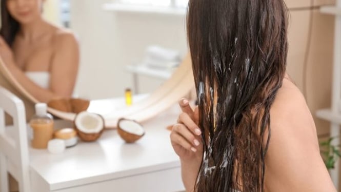 Rambut lebat bisa tumbuh dengan bantuan alami dari lidah buaya