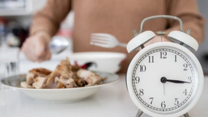Penderita asam lambung tak boleh melewatkan waktu makan utama